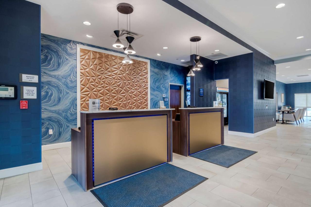 Hotel Western St. Louis Airport 3*