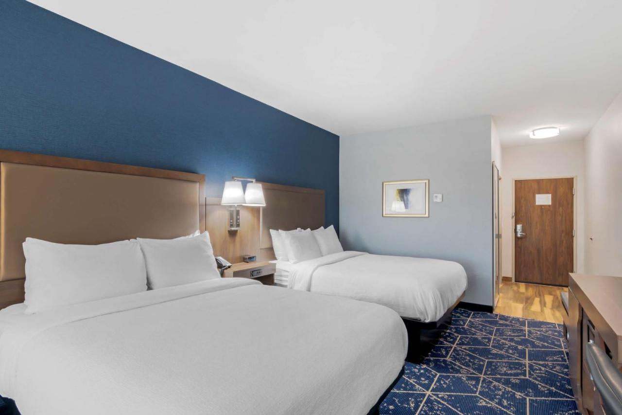Western St. Louis Airport Hotel 3*